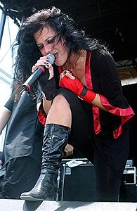 Cristina Scabbia from Lacuna Coil in Ozzfest, Melburne, CA